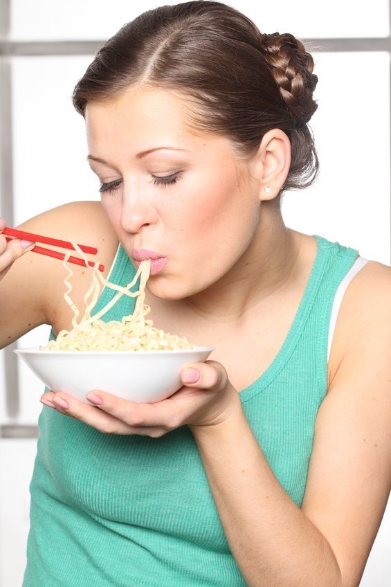 Salute a tavola: stessi cibi, meno calorie