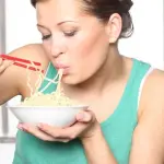 Salute a tavola: stessi cibi, meno calorie