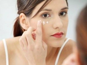 Non solo rughe: 10 tra i principali usi estetici del botulino