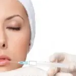 Labbra a canotto? Zigomi a palloncino? Non è botulino