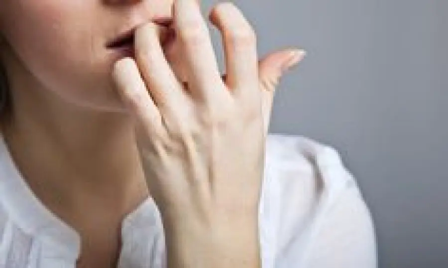 Come gestire l'ansia con la meditazione e la creatività