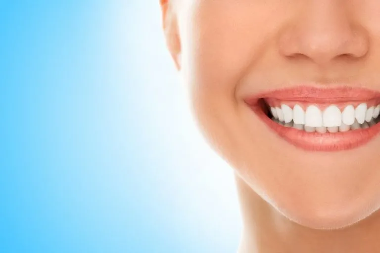 Ortodonzia ed estetica: la nuova moda dell’invisalign